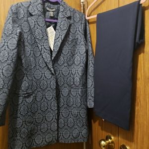 Ladles dressy Blue Pant Suit